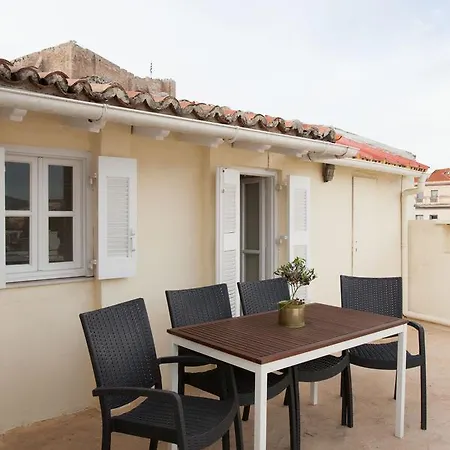 Апартаменты Stylish 1bdrm In Plaka With Acropolis View *