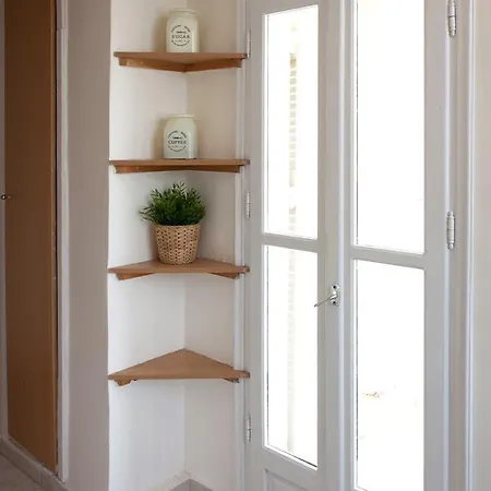 Stylish 1bdrm In Plaka With Acropolis View *
